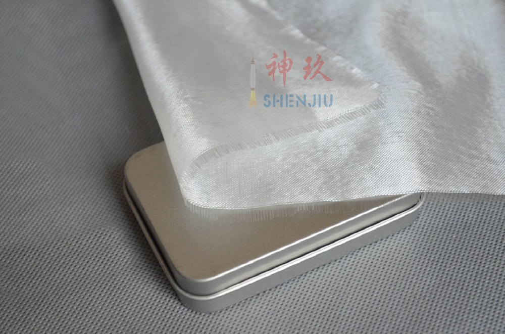 石英纖維和玻璃纖維有什么不同？